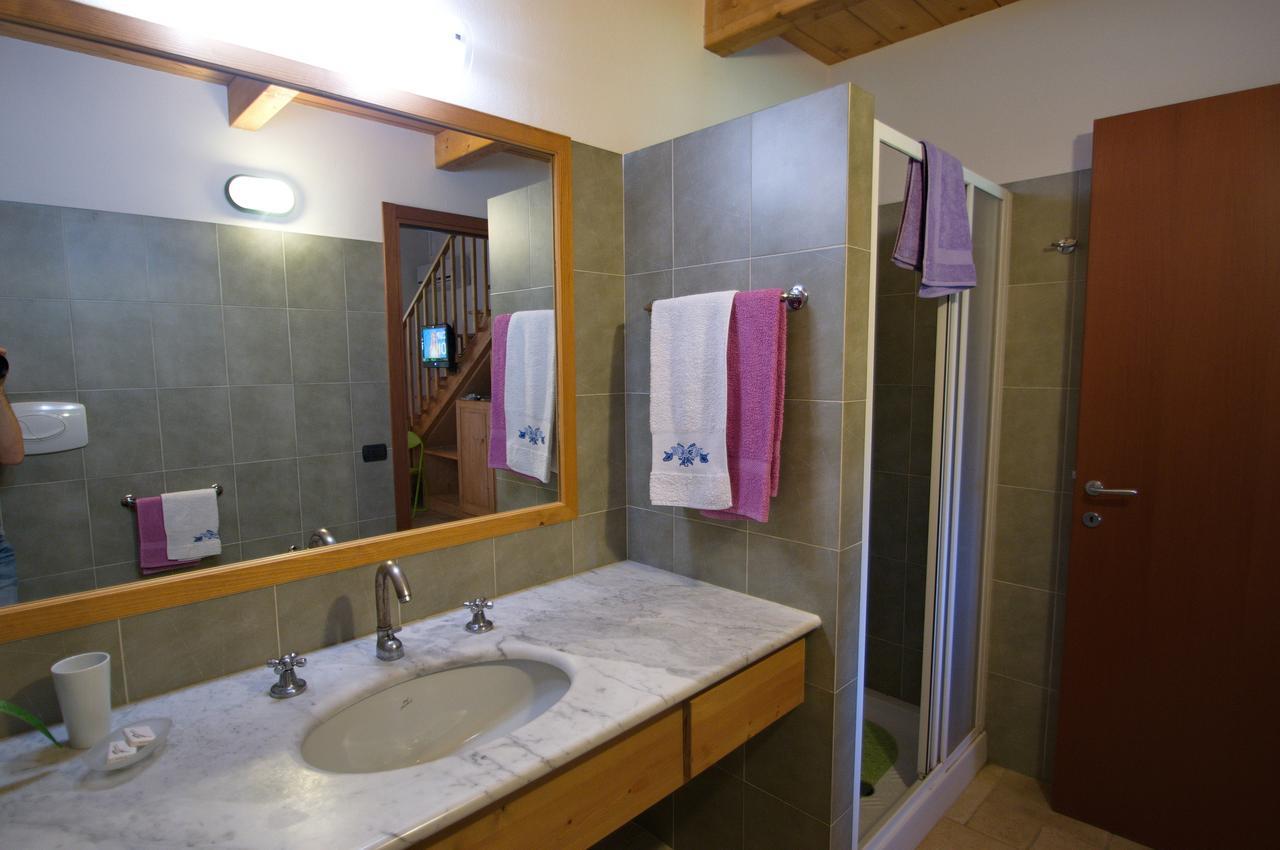 Fattoria Corte Noa Guest House Masainas Bagian luar foto